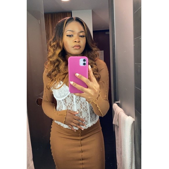 Brown light knit fitted maxi dress 🧶🤎 - Picture 3 of 4